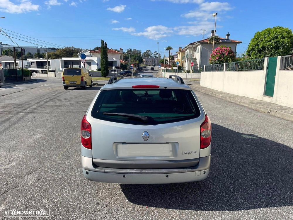 Renault Laguna Break 1.9 dCi Dynamique Luxe - 3