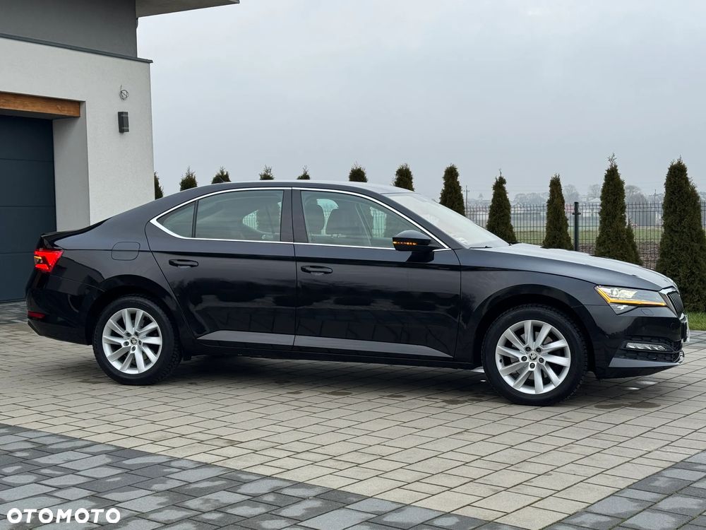 Skoda Superb 2.0 TDI Ambition DSG - 4