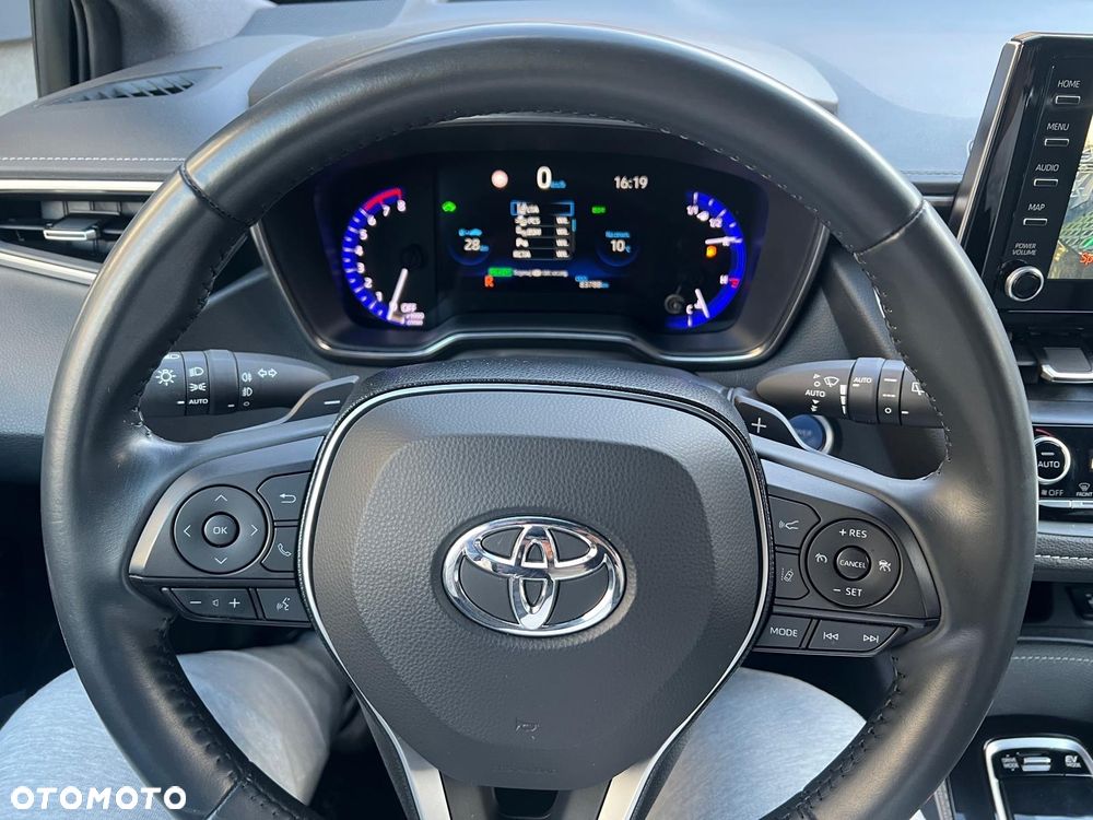 Toyota Corolla 2.0 Hybrid Executive - 6