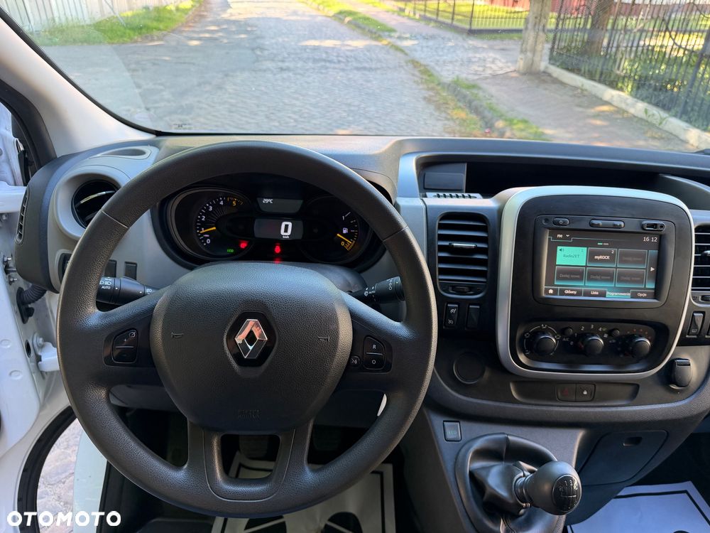 Renault Trafic - 11