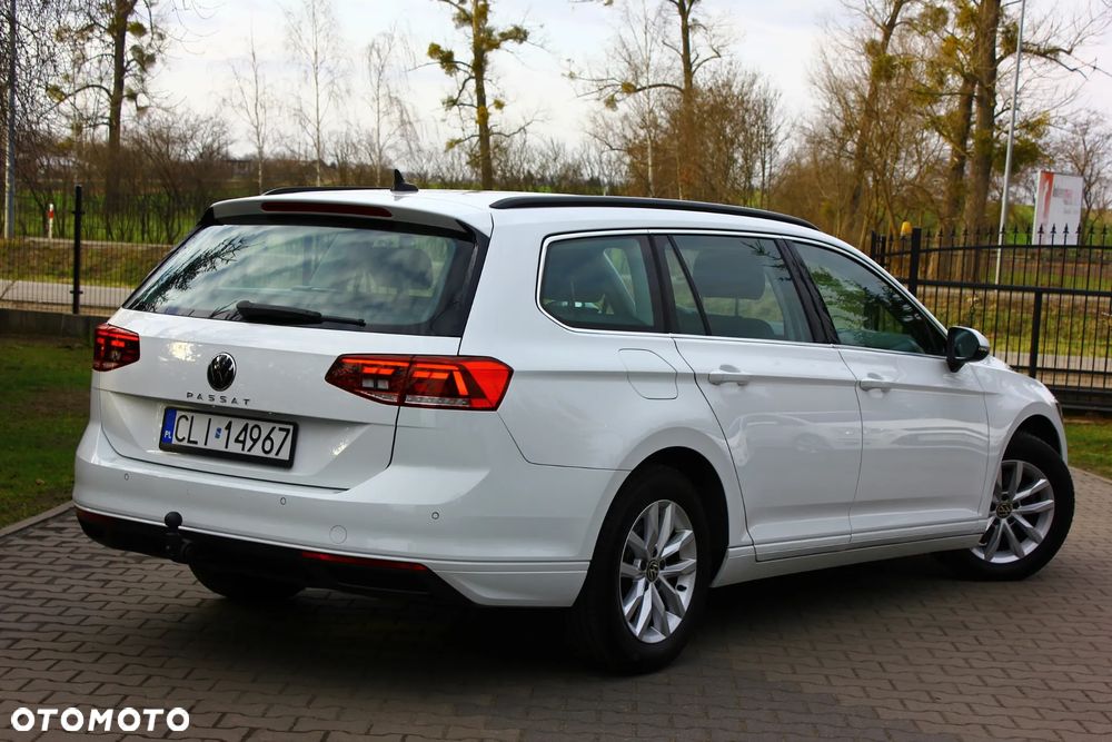 Volkswagen Passat 2.0 TDI SCR DSG Business - 10