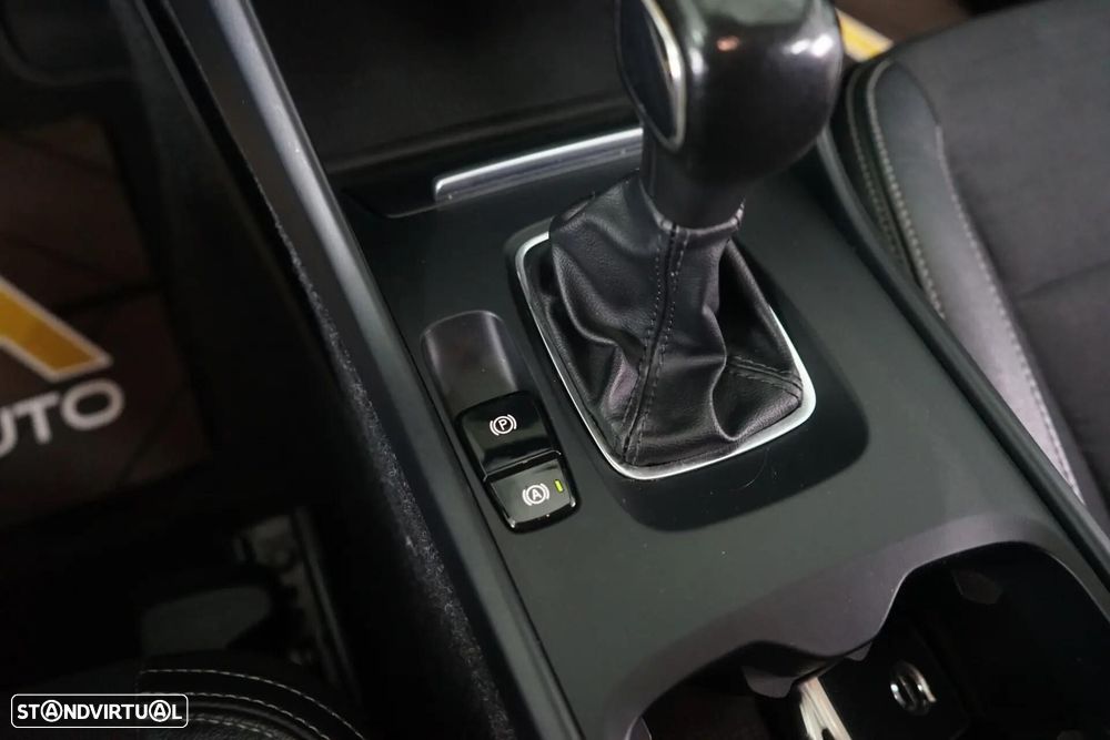 Volvo XC 40 2.0 D3 Momentum - 28