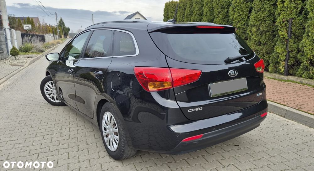 Kia Ceed 1.6 GDI Business Line - 3