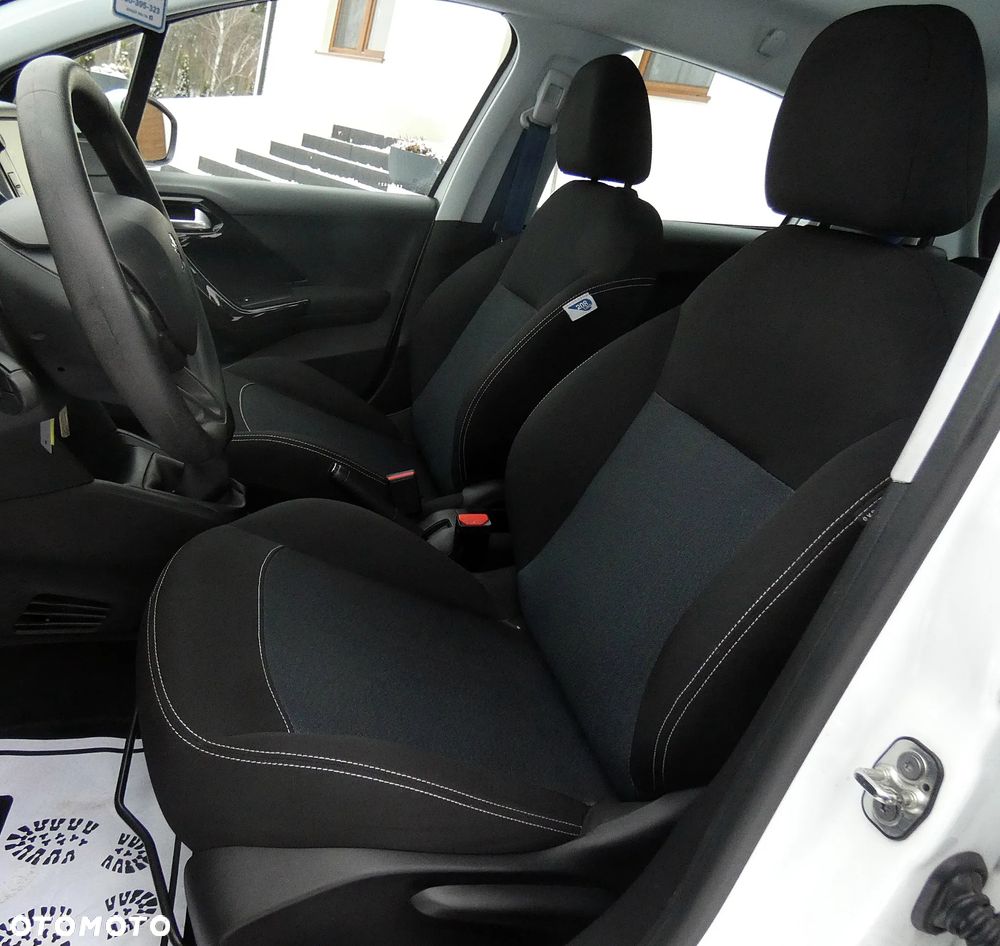 Peugeot 208 1.2 PureTech Active - 25