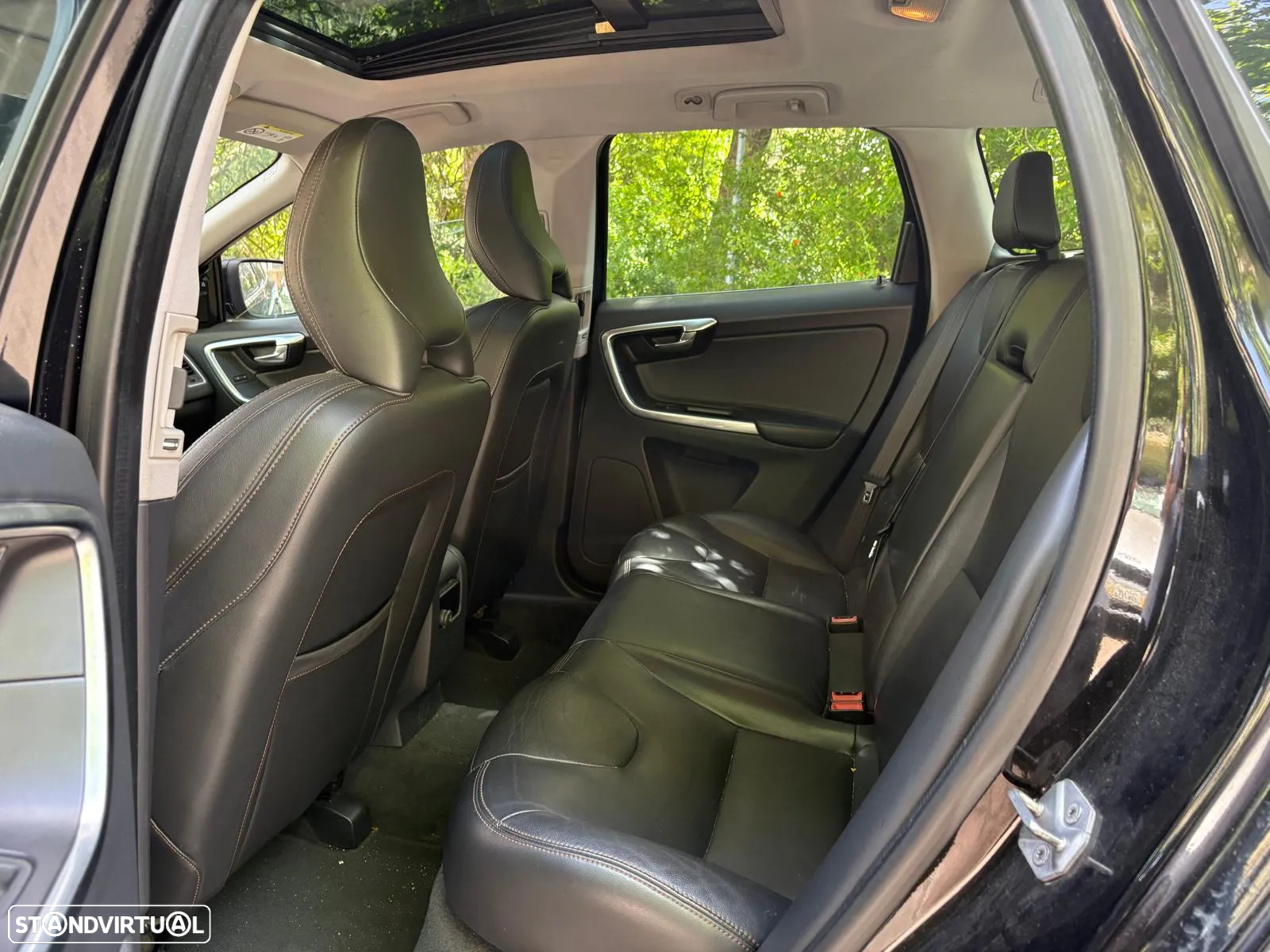Volvo XC 60 2.4 D5 Summum Geattronic - 15