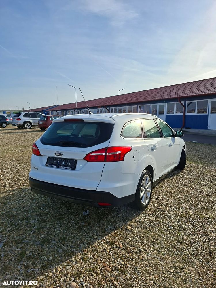 Ford Focus 1.5 TDCi DPF Start-Stopp-System Titanium - 4