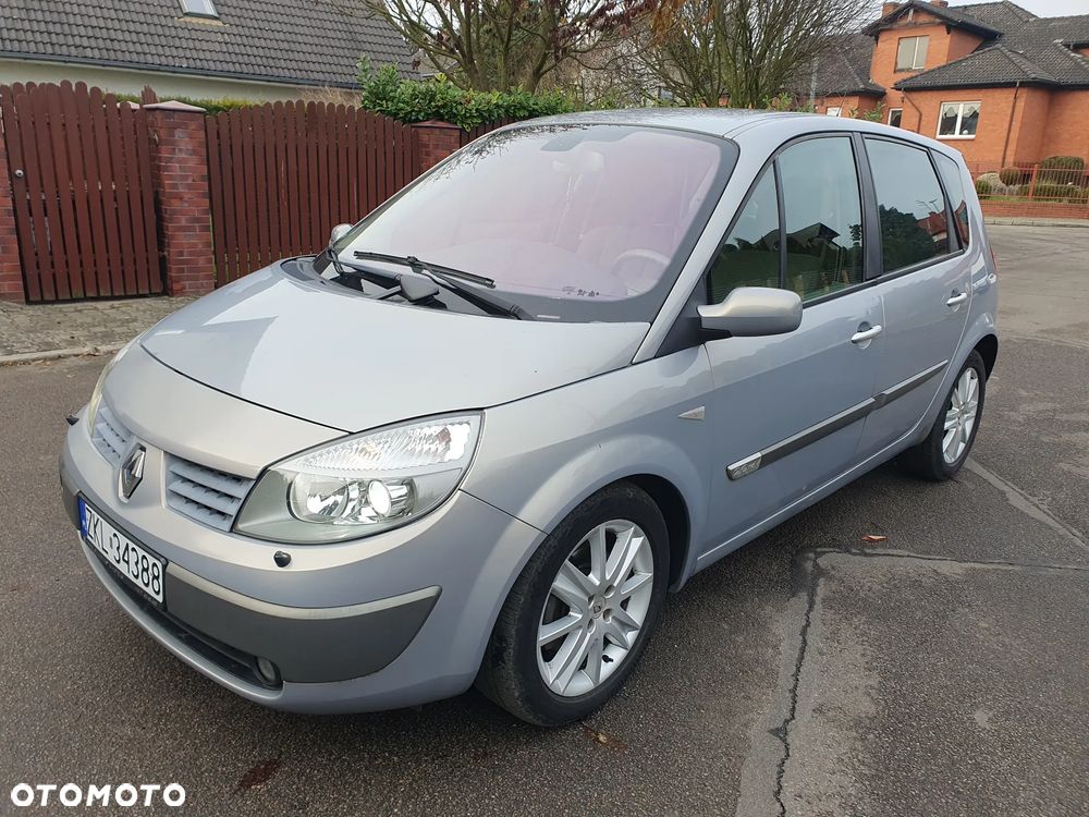 Renault Scenic 2.0 Confort Privilege - 1