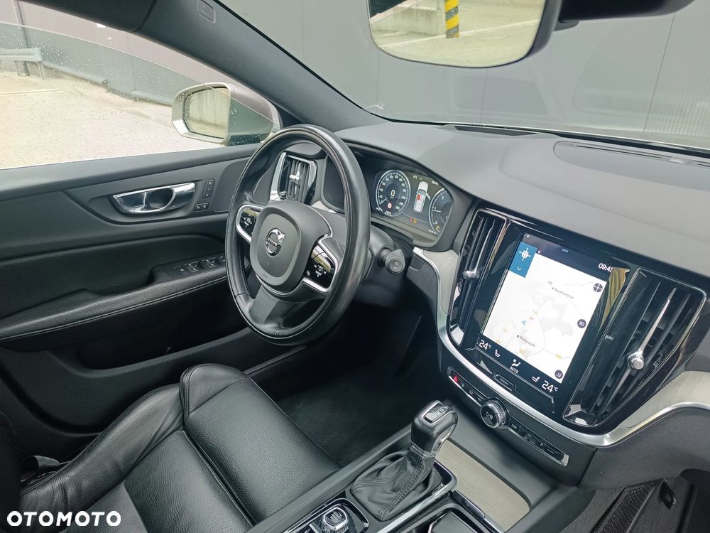 Volvo V60 D4 AWD Geartronic Inscription - 28