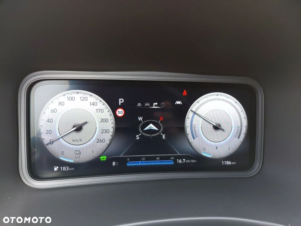 Hyundai Kona 64kWh Executive - 14