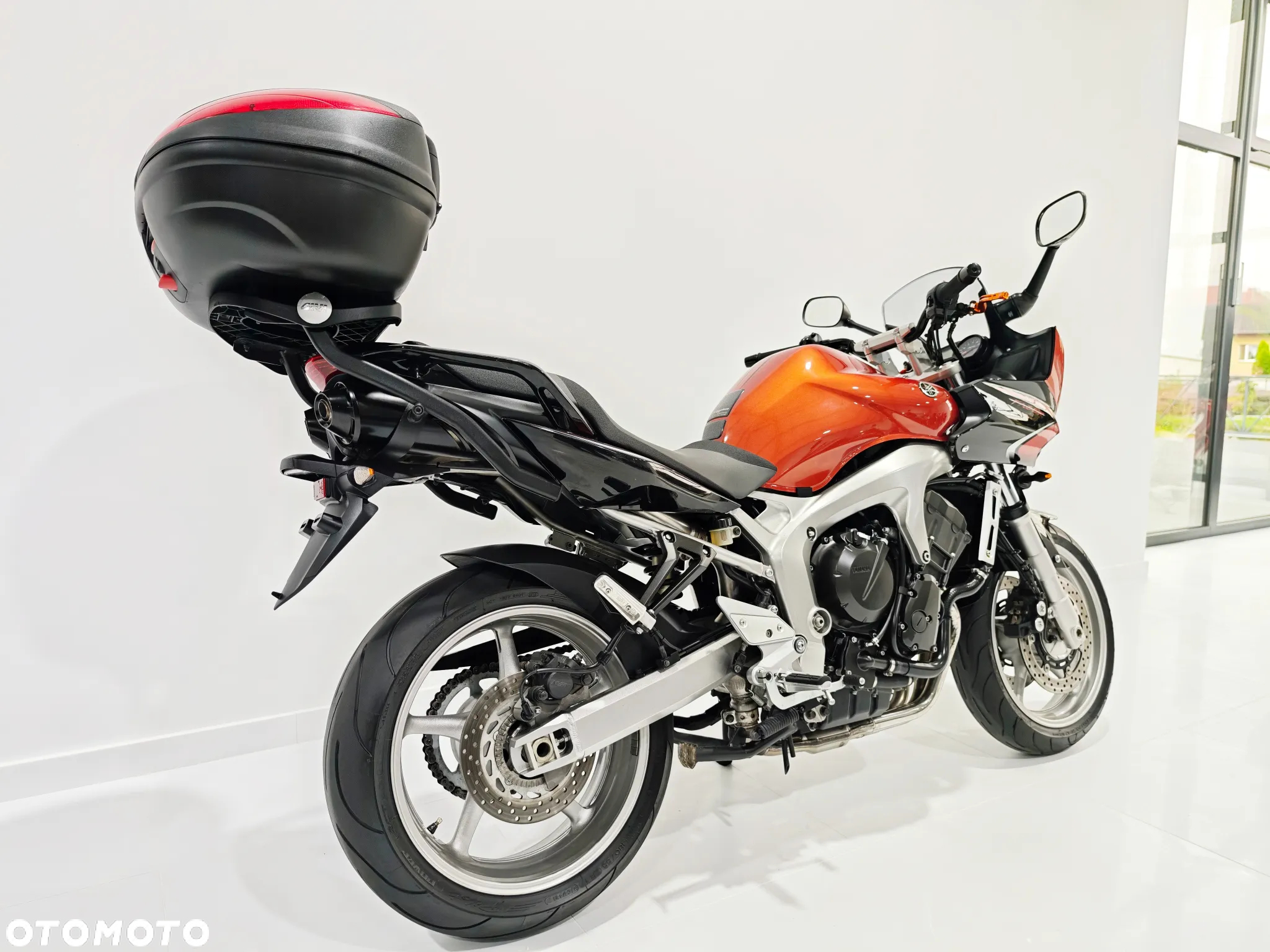 Yamaha FZ - 11