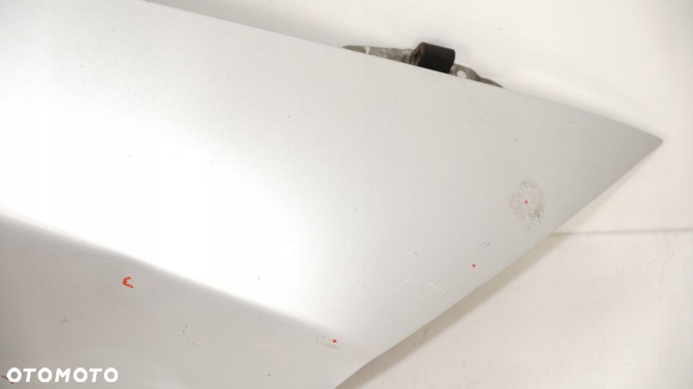 BŁOTNIK PRAWY PRZÓD SKODA OCTAVIA II 08-13R LA7W - 8