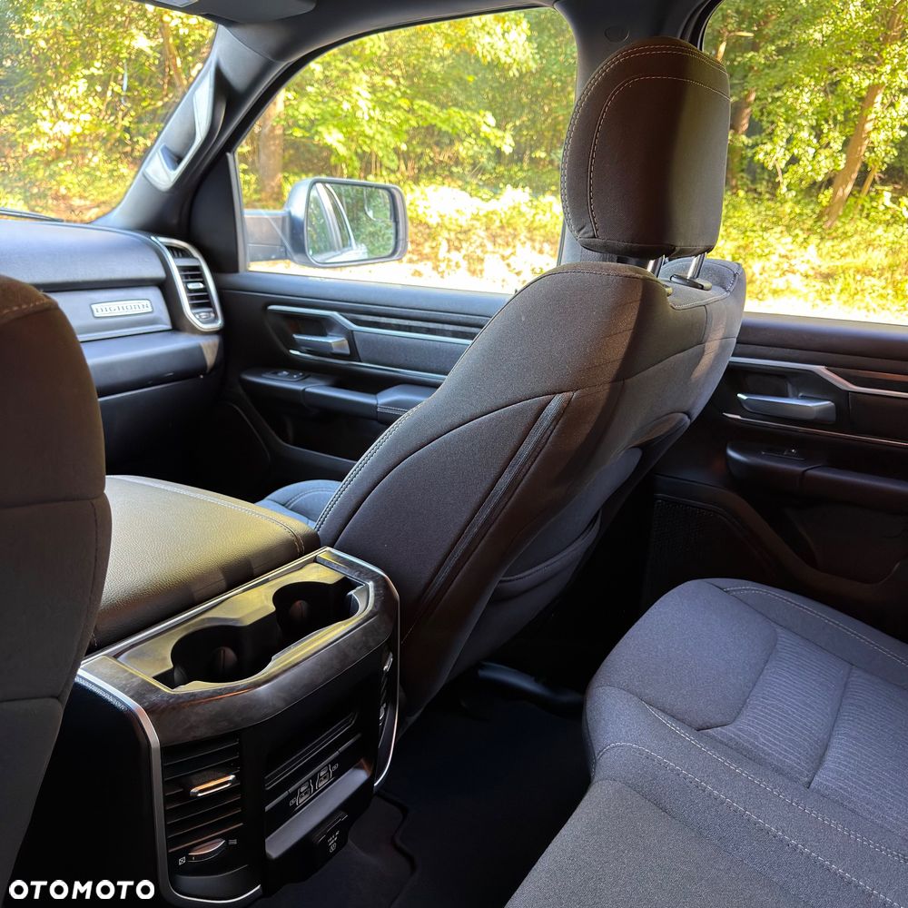 RAM 1500 - 16