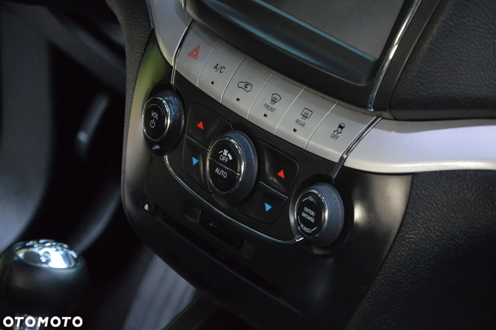 Fiat Freemont 2.0 Multijet 16V DPF Urban - 28