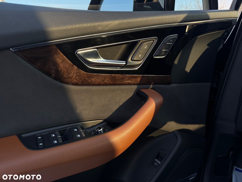 Audi Q7 3.0 TDI Quattro Tiptronic - 25