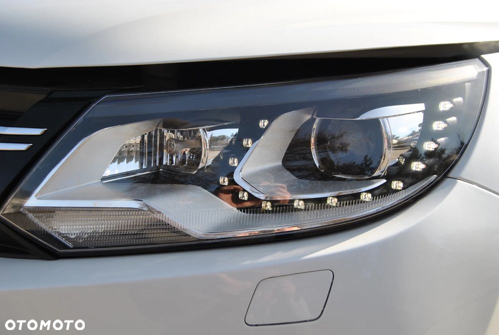 Volkswagen Tiguan 2.0 TDI 4Mot Sport&Style DSG - 29