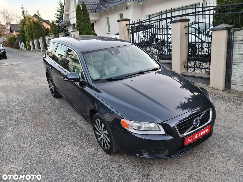 Volvo V70 D3 Summum - 4