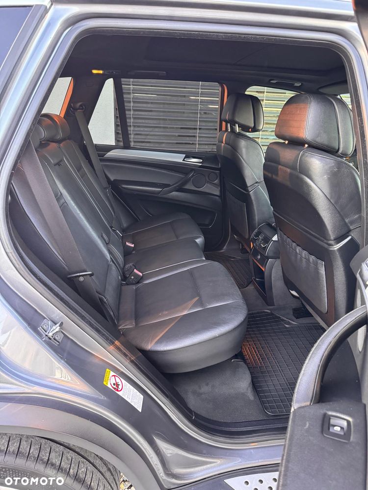 BMW X5 xDrive35d - 25
