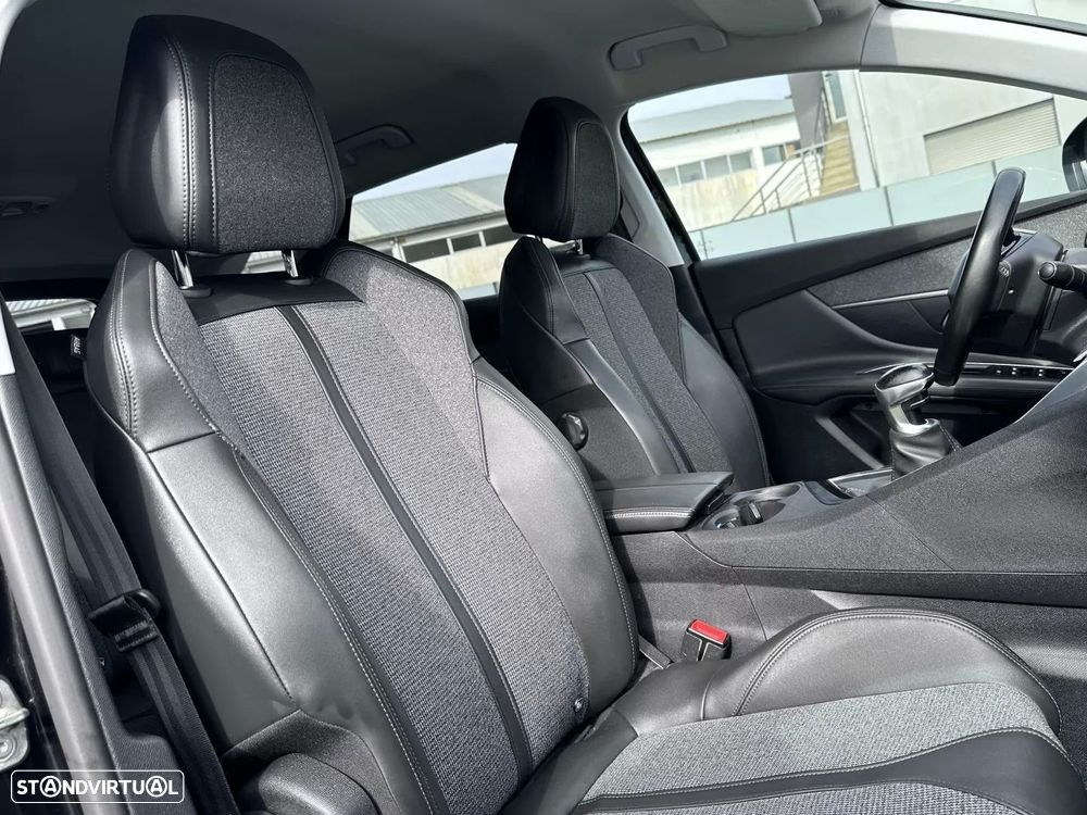 Peugeot 3008 1.2 PureTech Allure Pack - 58