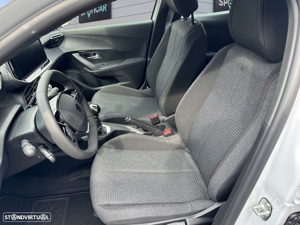 Peugeot 2008 1.2 Style — fotografia 9