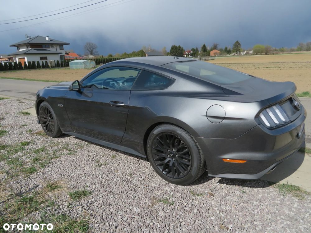 Ford Mustang 5.0 V8 GT - 14