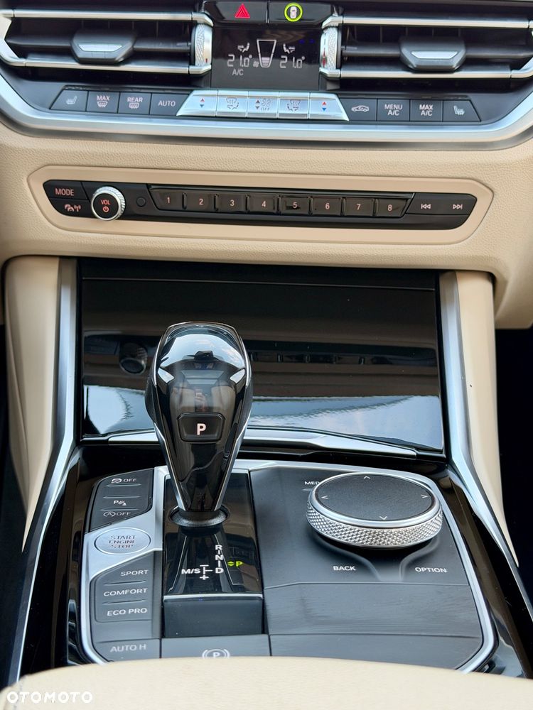 BMW Seria 3 320d Advantage sport - 29