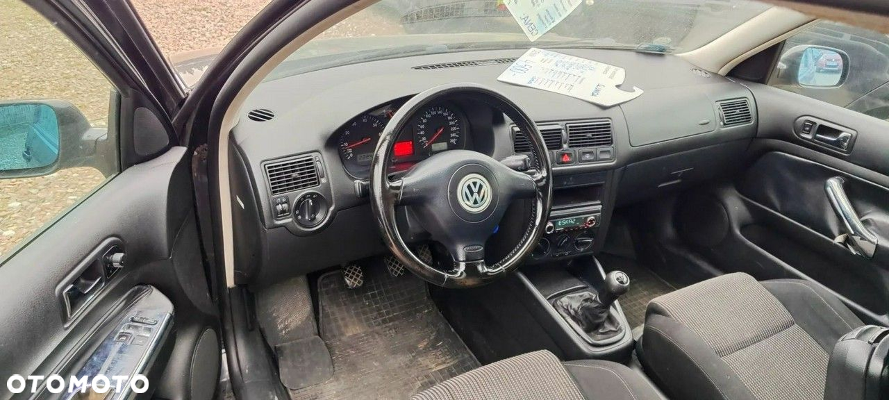 Volkswagen Golf - 13