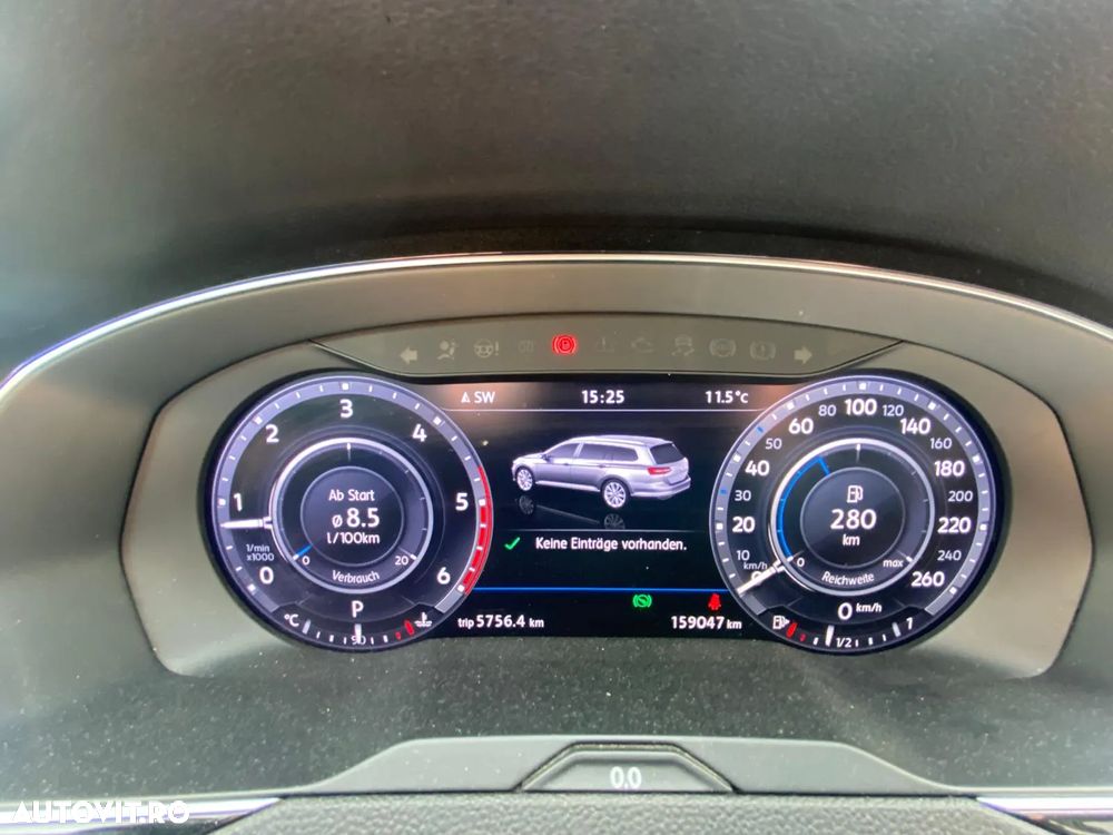 Volkswagen Passat Variant 2.0 TDI DSG 4Motion Highline - 17