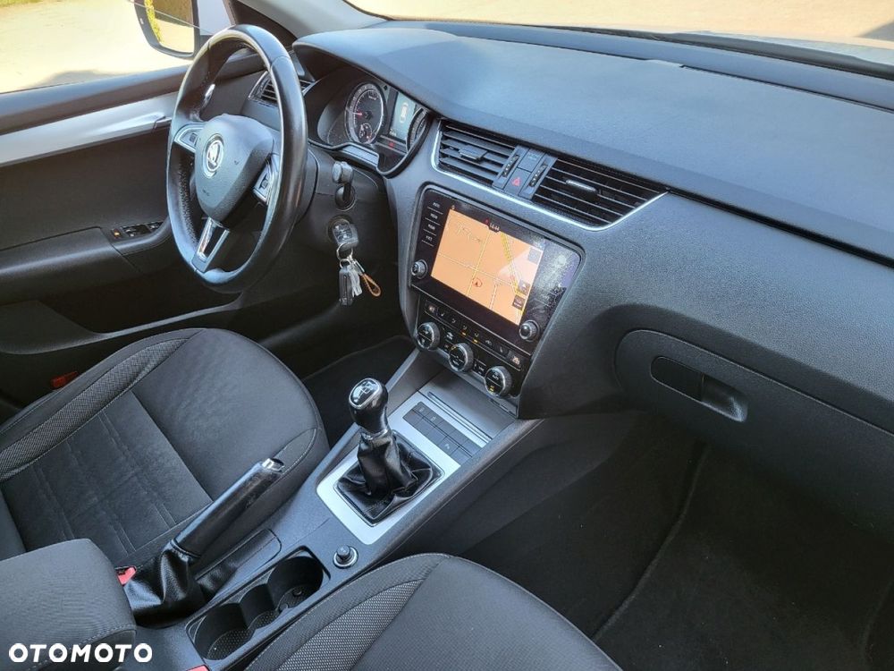 Skoda Octavia - 22
