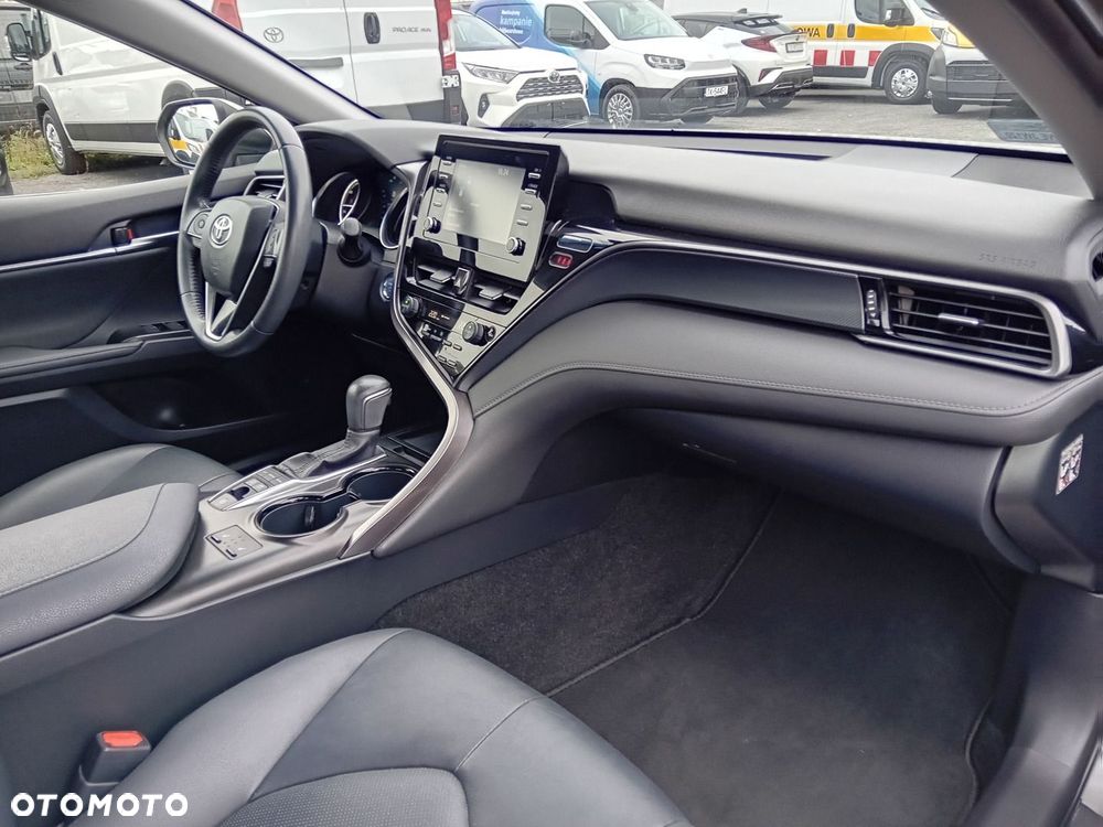 Toyota Camry 2.5 Hybrid Comfort CVT - 6