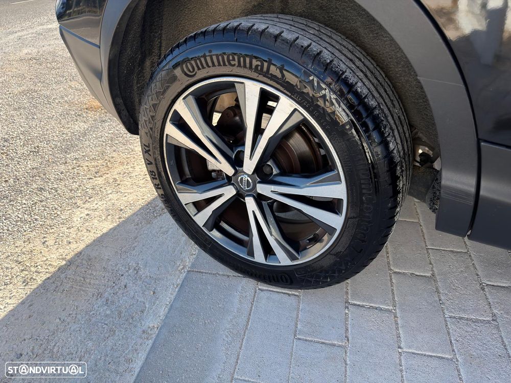 Nissan Qashqai 1.5 dCi N-Connecta J18+Led - 9