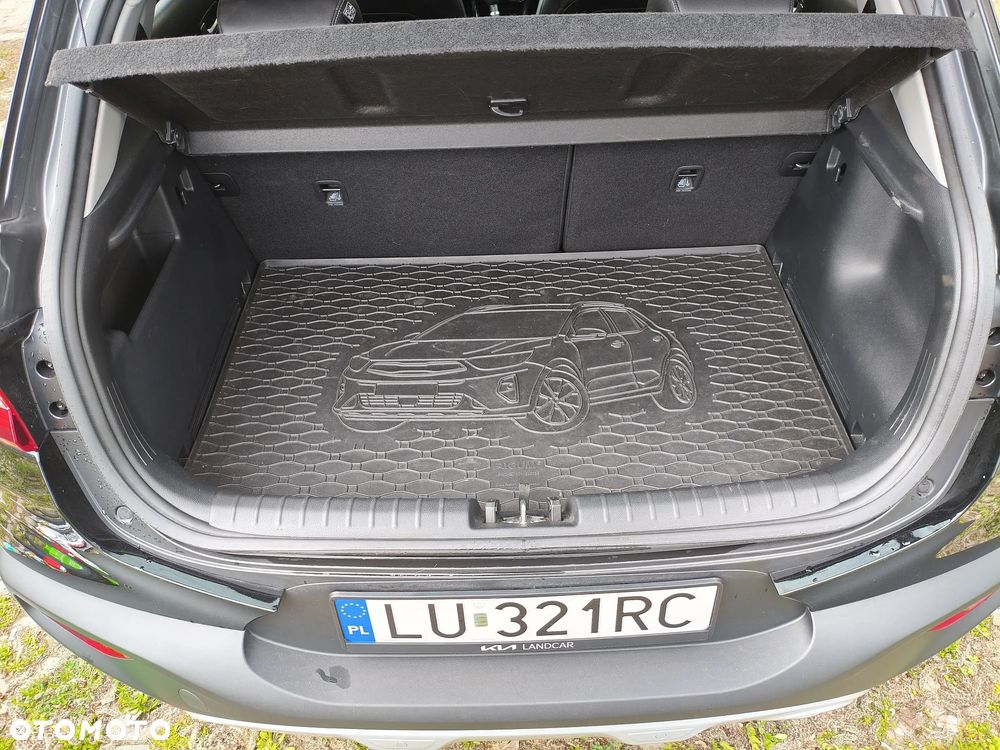 Kia Stonic 1.2 L - 11