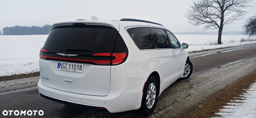 Chrysler Pacifica - 6