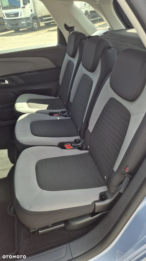 Citroën C4 Picasso e-HDi 115 ETG6 Attraction - 19