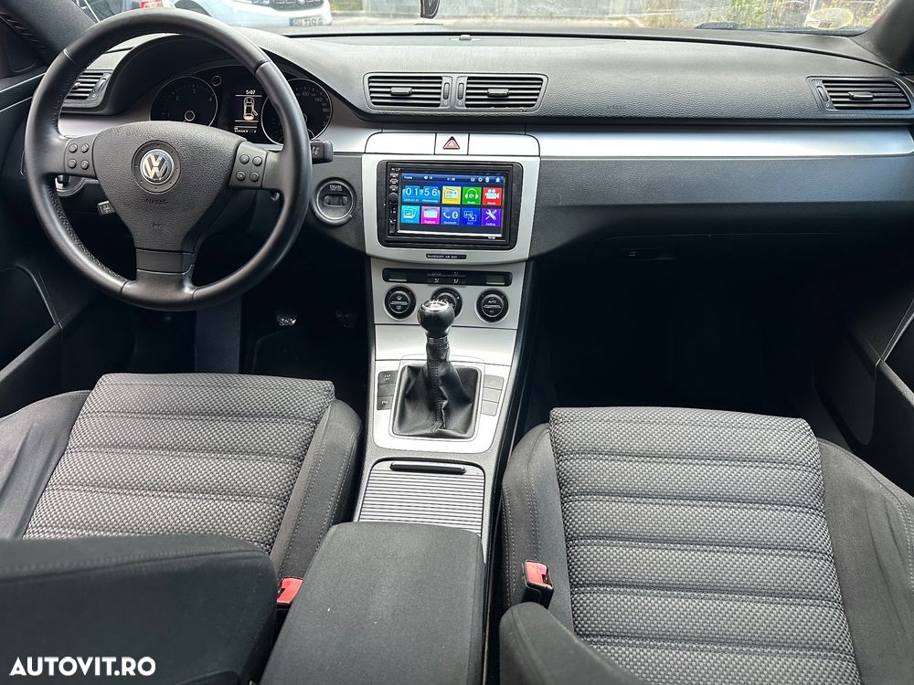 Volkswagen Passat 2.0 TDI DPF Sportline Blue Motion Technology - 6