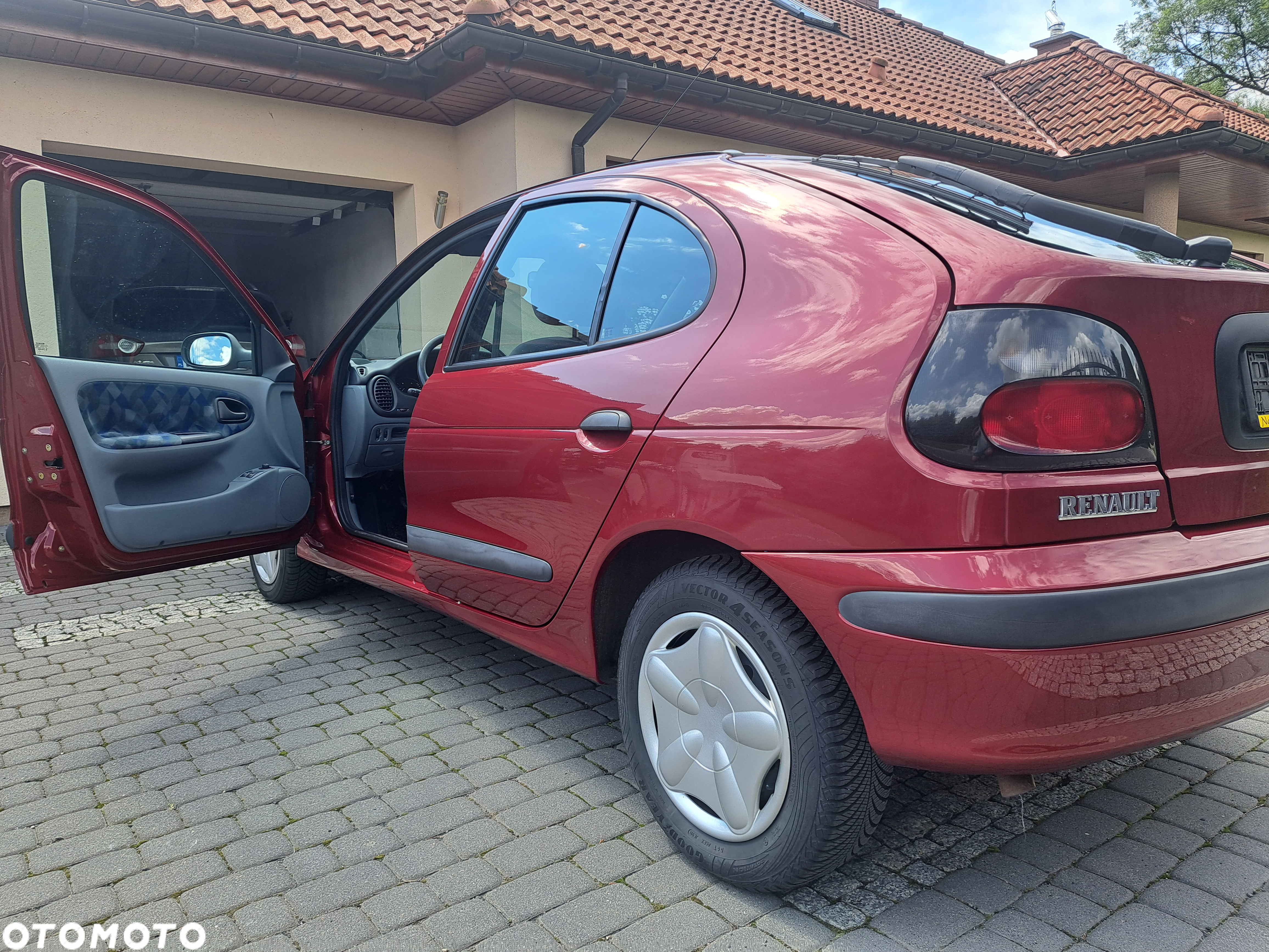 Renault Megane 2.0 RT - 40