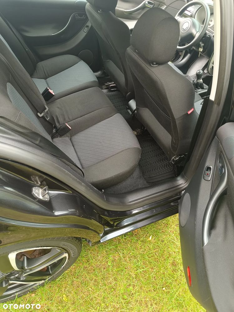 Seat Leon 2005 photo 5