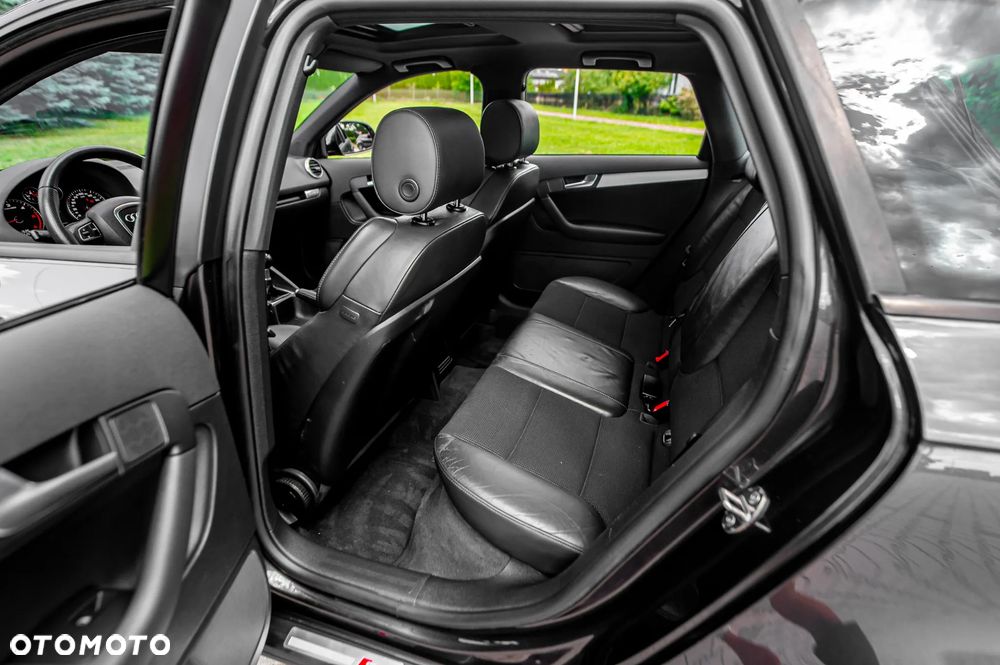 Audi A3 Sportback 2.0 TDI DPF quattro S line Sportpaket (plus) - 23