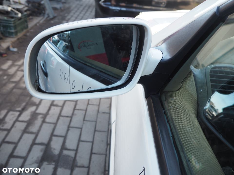 Lusterko Lewe VW Polo Europa Kolor: LB9A - 3