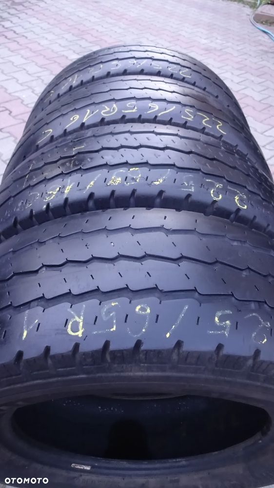 Opona letnia 4 szt. Continental Vanco 200 225/65R16 112/110 R (C) - 6
