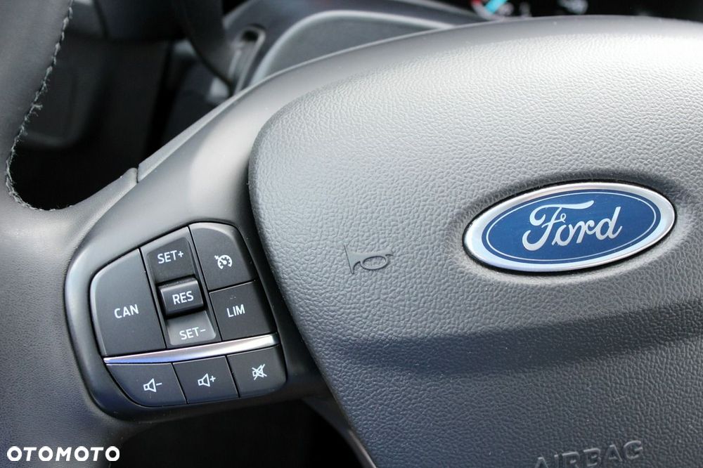 Ford Focus 1.0 EcoBoost mHEV Titanium - 27