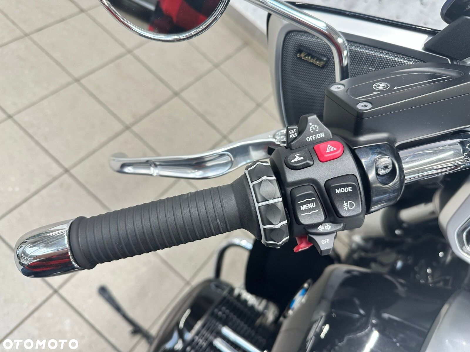 BMW R - 8