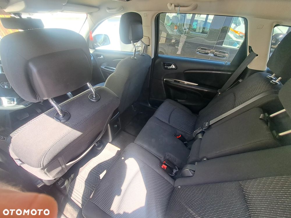 Dodge Journey - 14