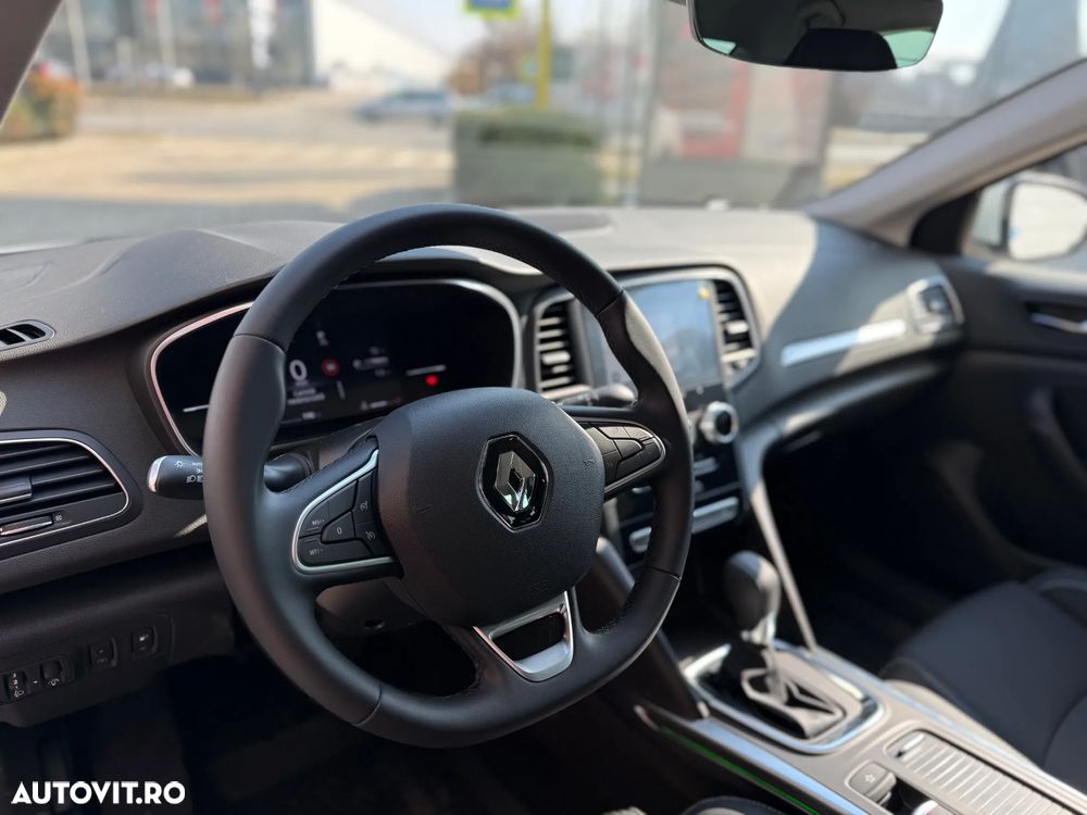 Renault Megane TCe 140 GPF EDC Techno - 10