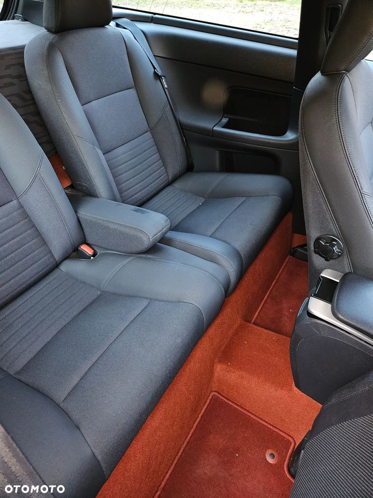 Volvo C30 1.8 Momentum - 13