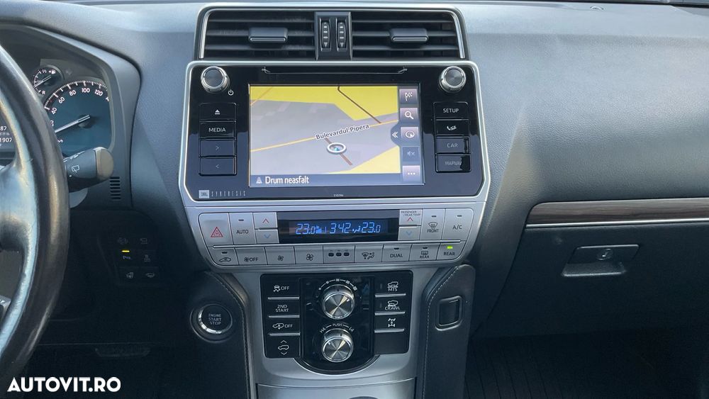 Toyota Land Cruiser 2.8l Turbo D-4D A/T AVS 5 locuri Luxury - 15