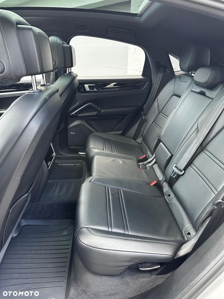 Porsche Cayenne Standard - 18