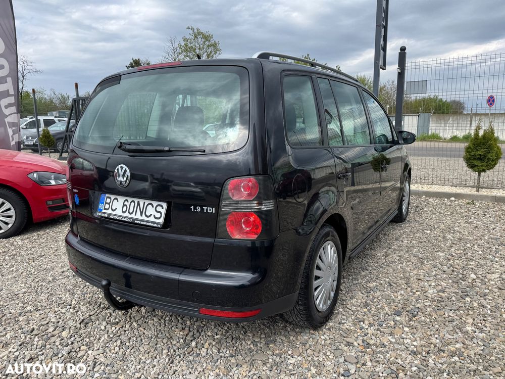 Volkswagen Touran 1.9 TDI Trendline - 6