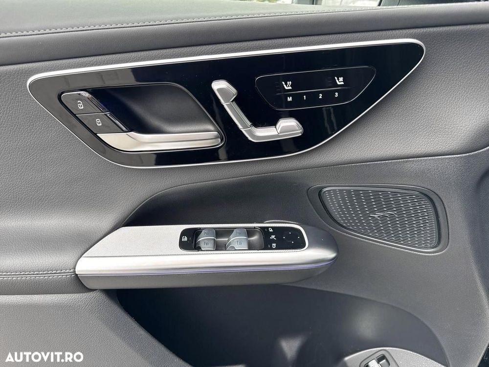 Mercedes-Benz GLC 300 e 4MATIC - 13