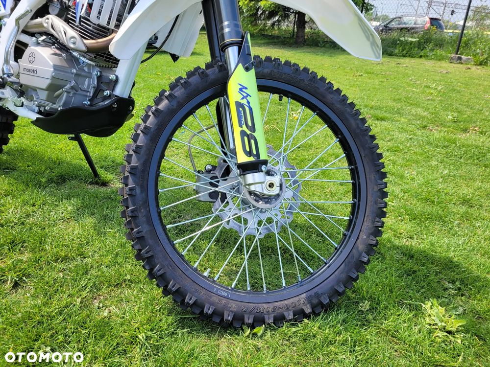 Barton NXT 250 - 11