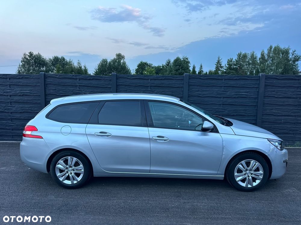 Peugeot 308 BlueHDi 120 Stop & Start Allure - 28